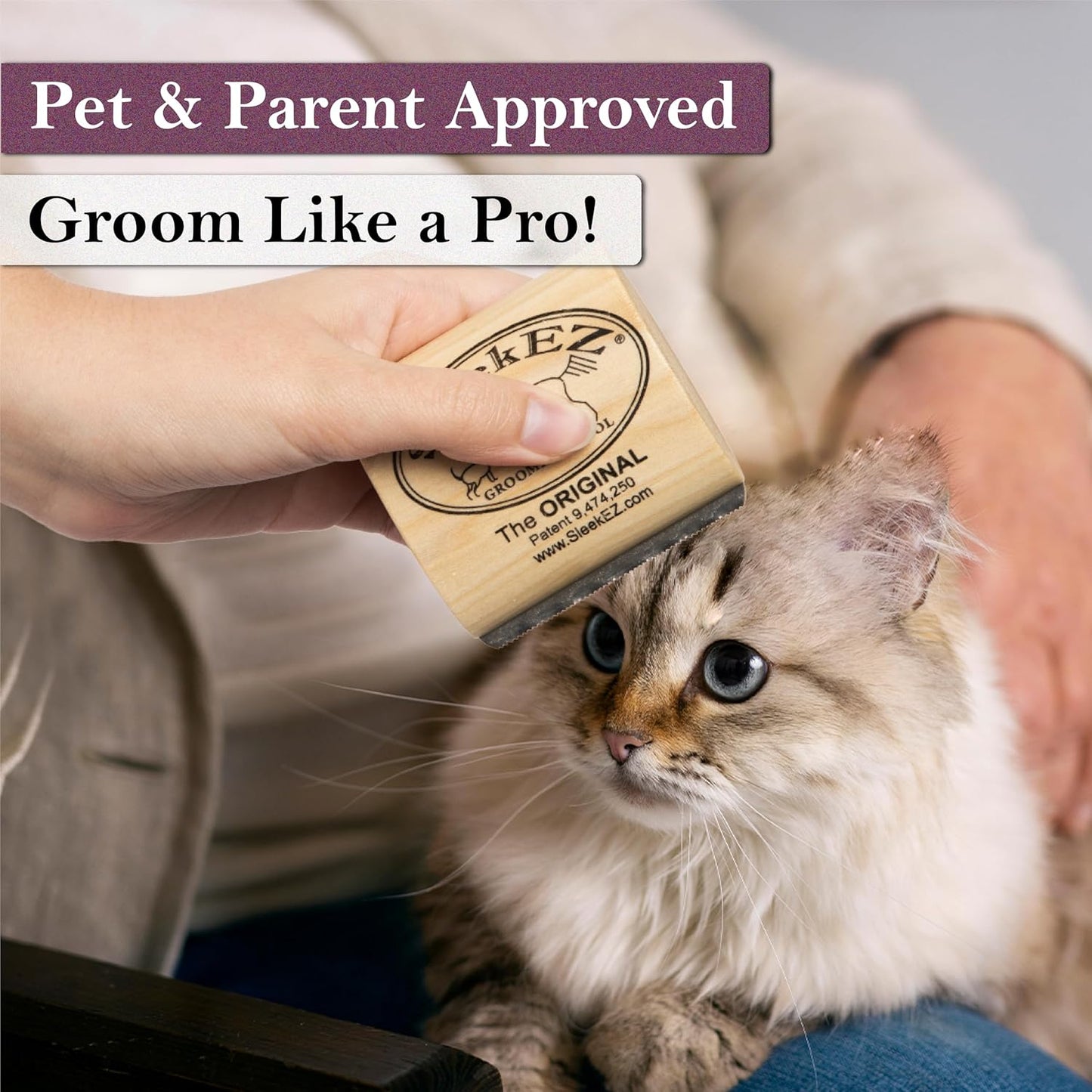 Cat Deshedding Brush – Gentle Grooming for a Healthier Coat